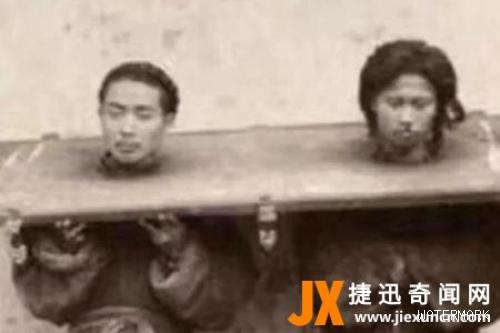 “杨乃武和小白菜案”真实照片曝光，法国记者拍下二人同戴枷锁合影