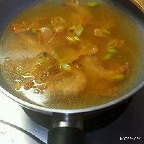 韩式辣白菜海鲜汤